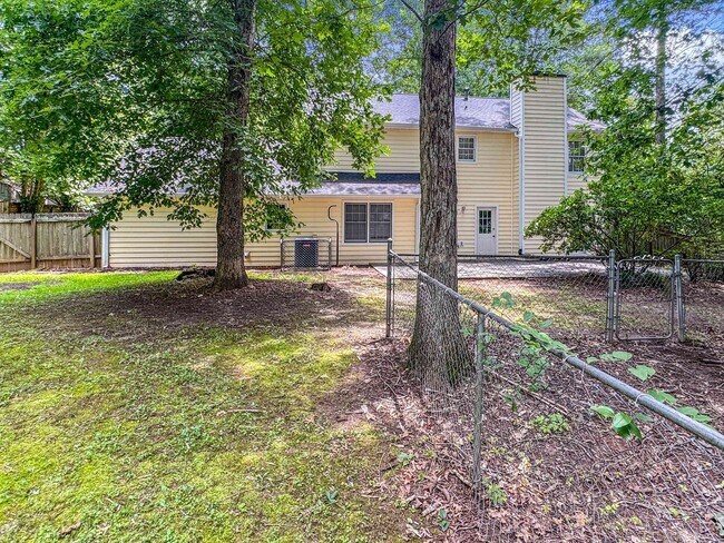 Building Photo - Renovated 4BR Home in Walton HS East Cobb
