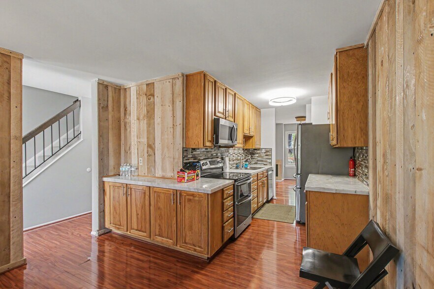 Kitchen - 8481 Snowden Oaks Pl