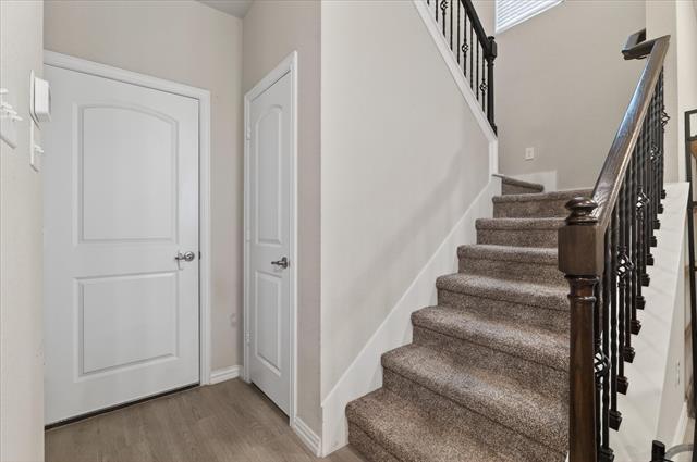 Building Photo - 2200 Davenport Dr