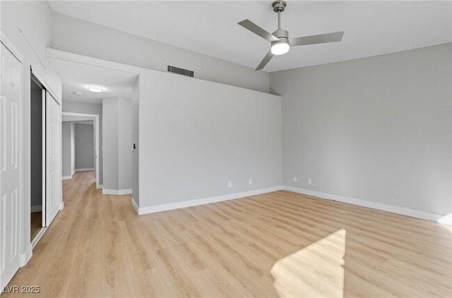 Building Photo - 2736 Crystal Beach Dr