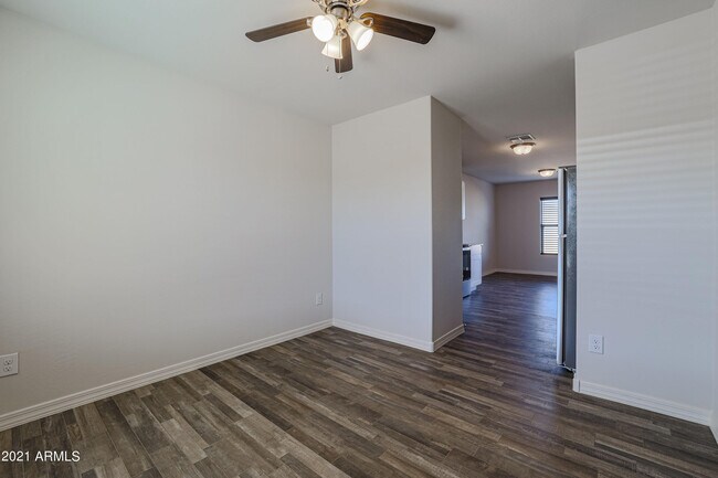 Building Photo - 110 Impala Pl