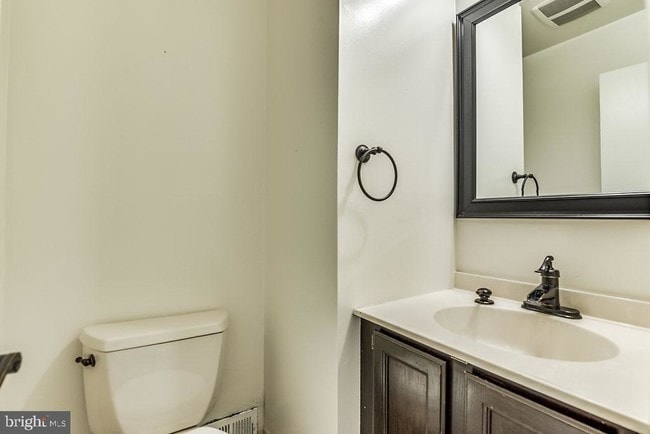 Building Photo - 6306 Yellowstone Dr