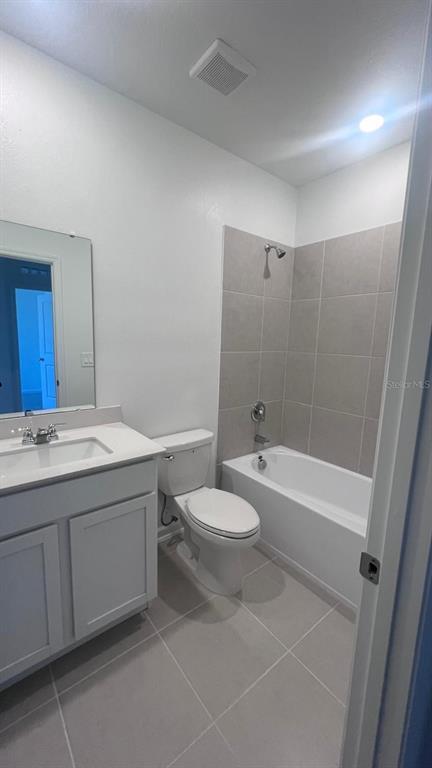 Building Photo - 2683 Skyline Lp