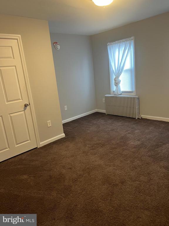 Building Photo - 218-220 S Broadway