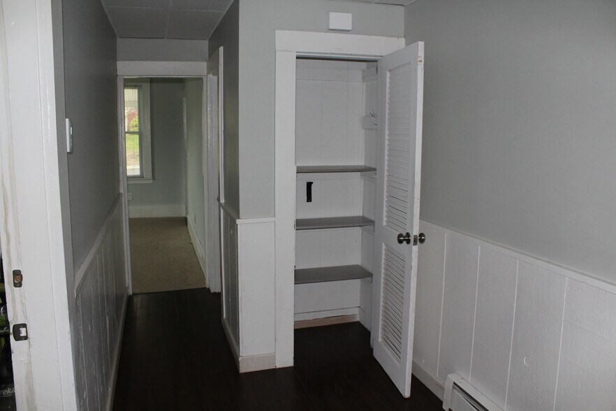 Hallway to Living Room - 218 Charter Oak St
