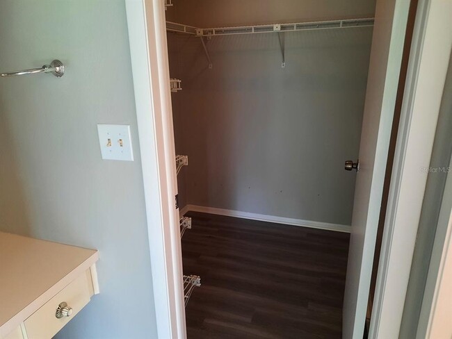 Building Photo - 13016 Serpentine Dr
