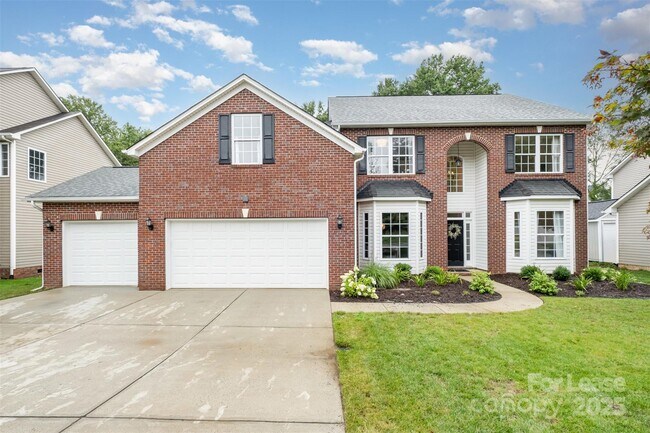 Building Photo - 2435 Alaqua Ct