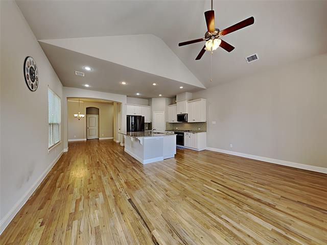 Building Photo - 922 Dartford Dr