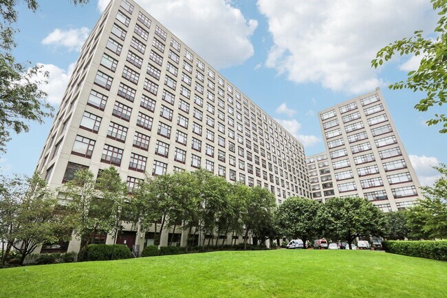 Building Photo - 1500 Washington St
