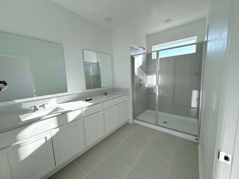 Building Photo - 3111 Mindfullness Dr