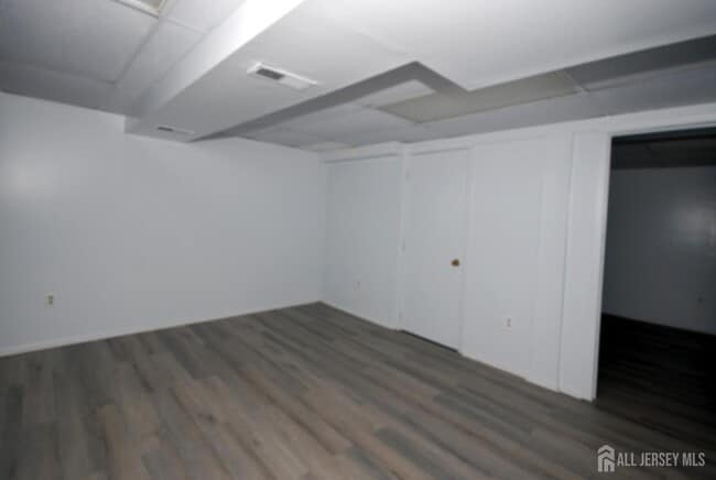 Building Photo - 13 Tiger Lilly Ct