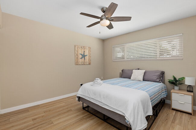 Building Photo - 1421 Dubuque St