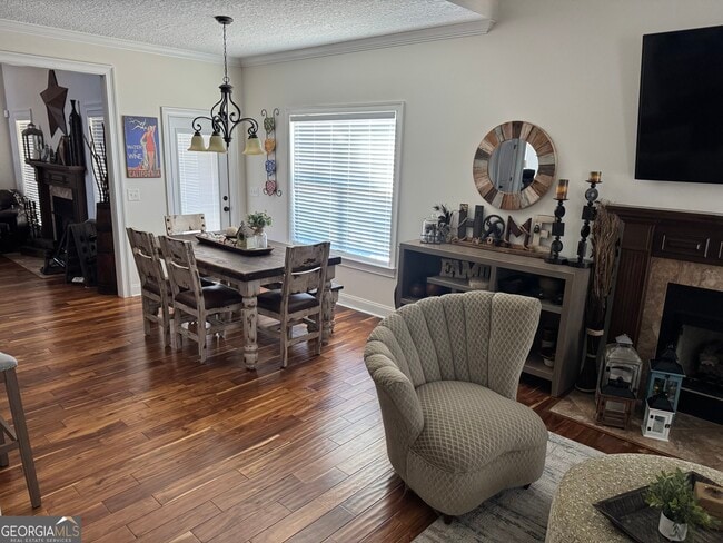 Building Photo - 305 Taylor Elaine Dr