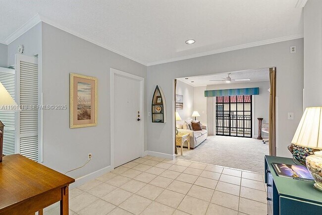 Building Photo - 5151 Jimmy Buffett Mem Hwy