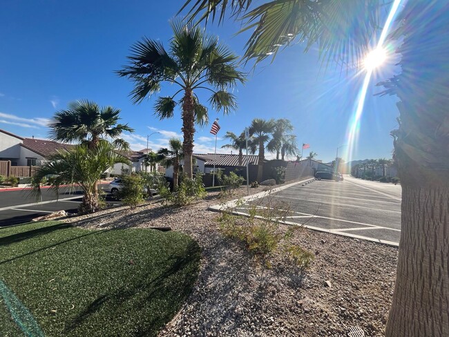 Building Photo - Single-story 1326 sq ft, townhome built in 2019 w/3 bed, 2 bath & spacious attached 2-car garage ...