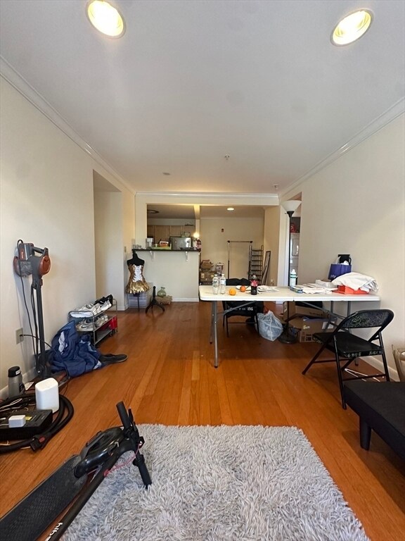 Building Photo - 120 Mountfort St