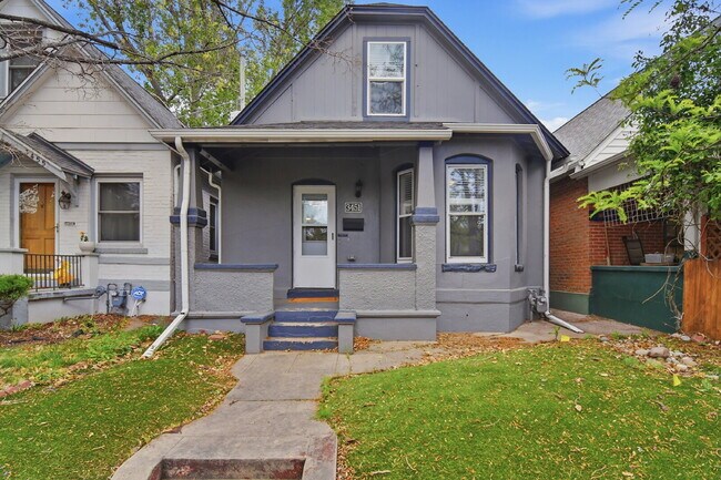 Building Photo - $2,995.95- 3 Bed, 2 Bath Home in Highlands Ranch with In Unit Laundry!
