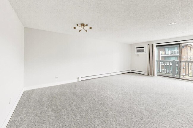 Building Photo - 239 S Gregory St