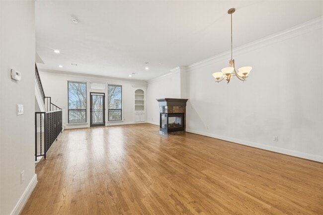 Building Photo - 6130 Hamman St