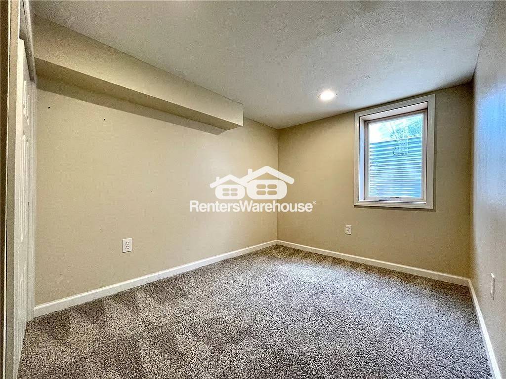 Building Photo - 5810 Francis Ave