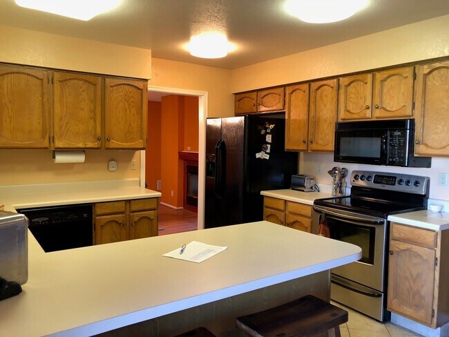 Building Photo - Manor 1485A Seasonal Rental