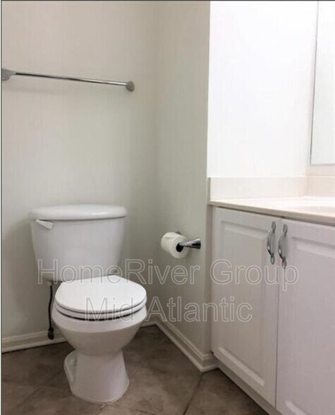 Building Photo - 545 Ensemble Ct