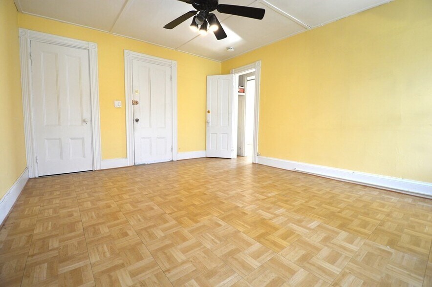 Building Photo - 24 Weld Hill St