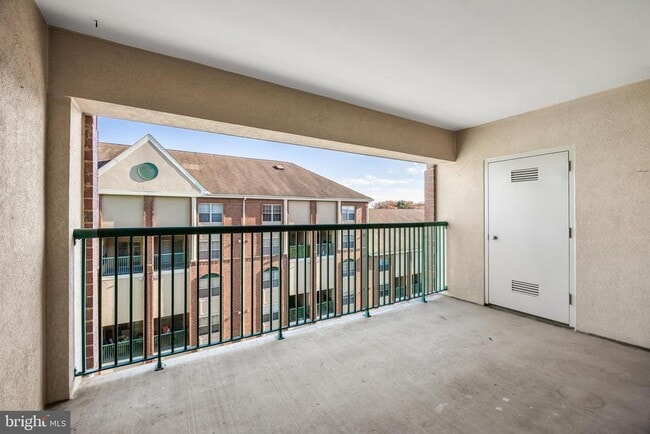 Building Photo - 6072 Main St