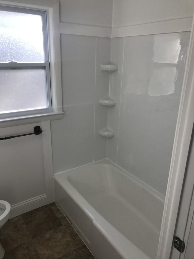 Building Photo - 2324 Brandywine Ln