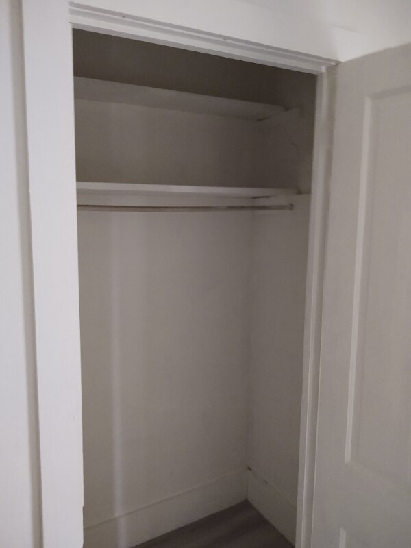 Building Photo - 52 Hallet St