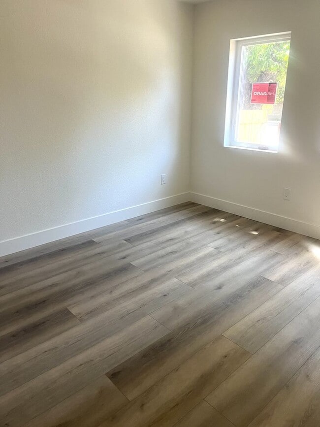 Building Photo - Brand New 2 bed/2 bath ADU