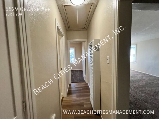 Building Photo - Large 2 Bedroom Home In North Long Beach