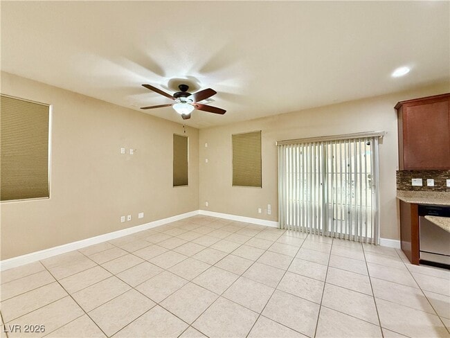 Building Photo - 5663 Foxglove Fields St