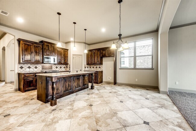 Building Photo - 8512 Meadow Sweet Lane