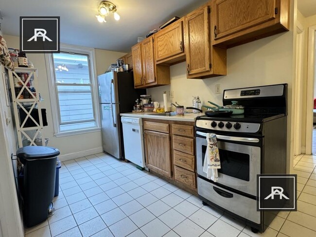 Primary Photo - 4 bedroom in Brookline MA 02446