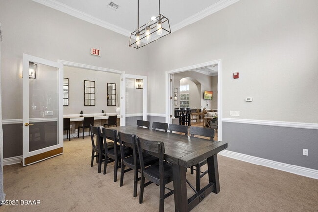 Building Photo - 940 Village Trail