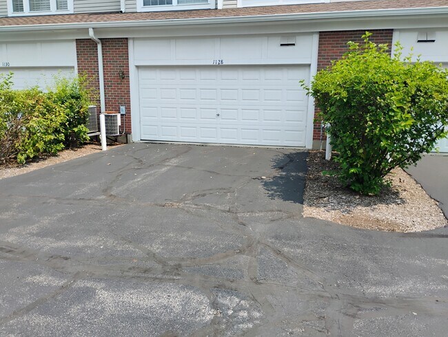 Building Photo - 1128 Georgetown Way