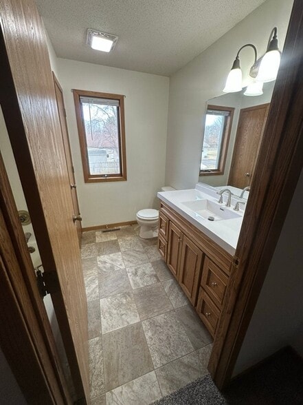 Building Photo - 1802 Talen St