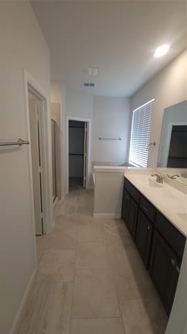 Building Photo - 1112 Larkspur Ln