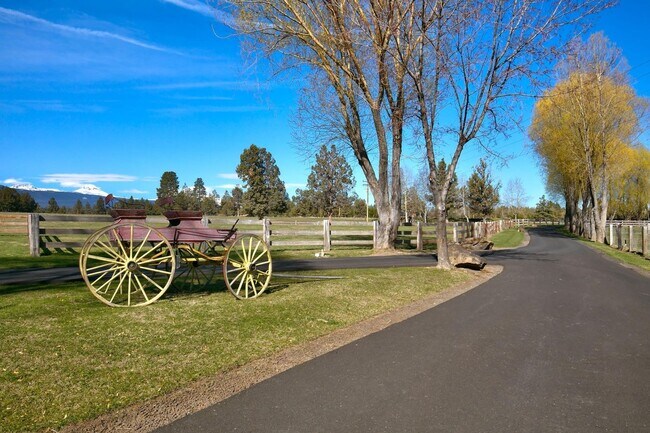 Building Photo - One of a kind, Magnificent Ranch Estate Pr...