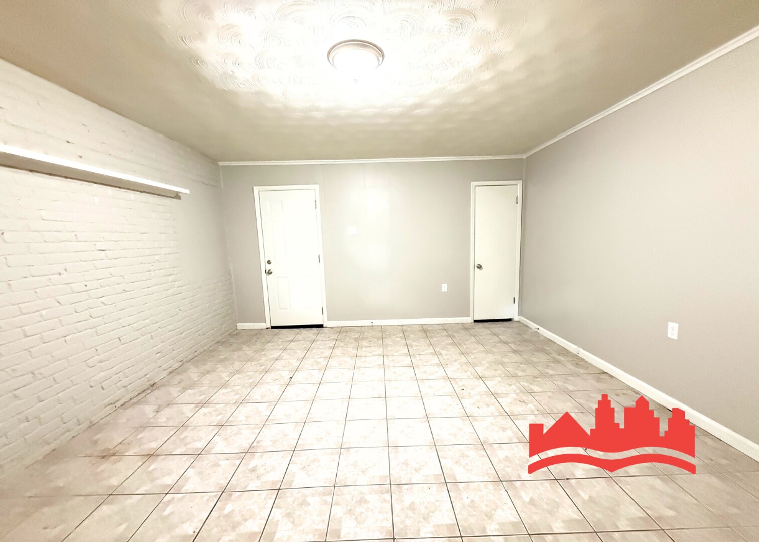 Building Photo - 4801 Dianne Dr