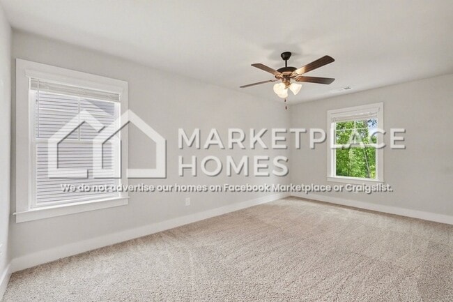 Building Photo - 173 Russell Way