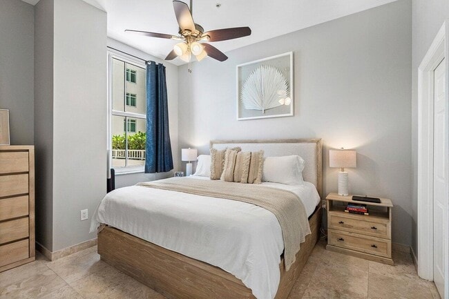 Building Photo - 255 Evernia St