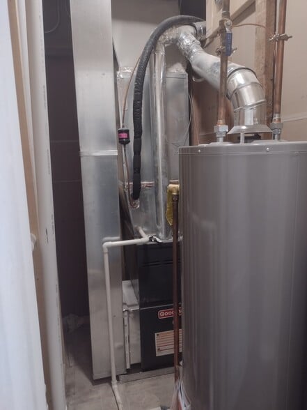 Building Photo - 48 W 21st St