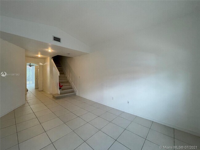 Building Photo - 4961 Leeward Ln