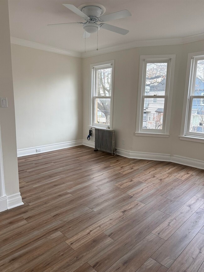 Building Photo - 664 Palisade Ave