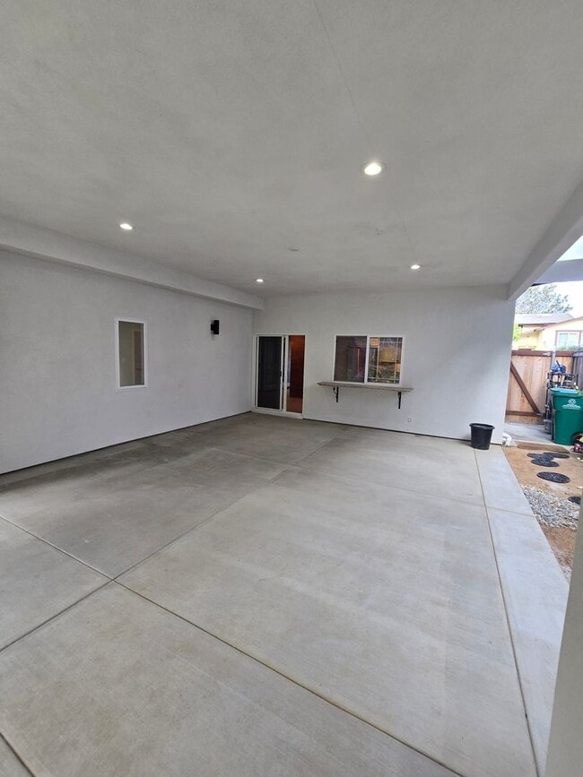 Building Photo - 14164 Bahama Cove