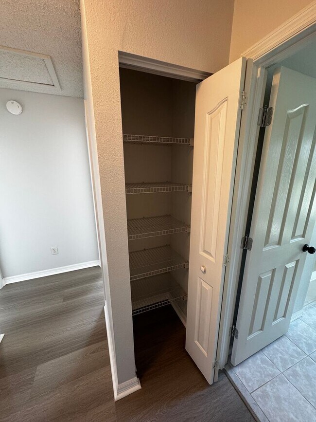 Building Photo - ? Move-In Ready 3/2/2 Near Ocala – Nearly 2,000 Sq Ft & Beautifully Updated! ?