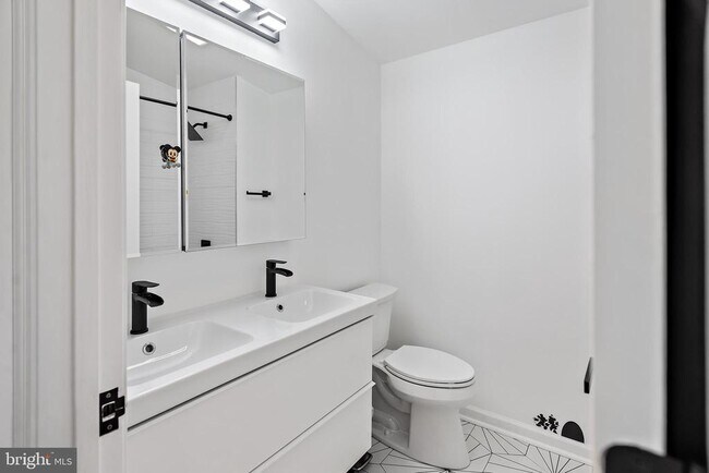 Building Photo - 608 Winona Ct
