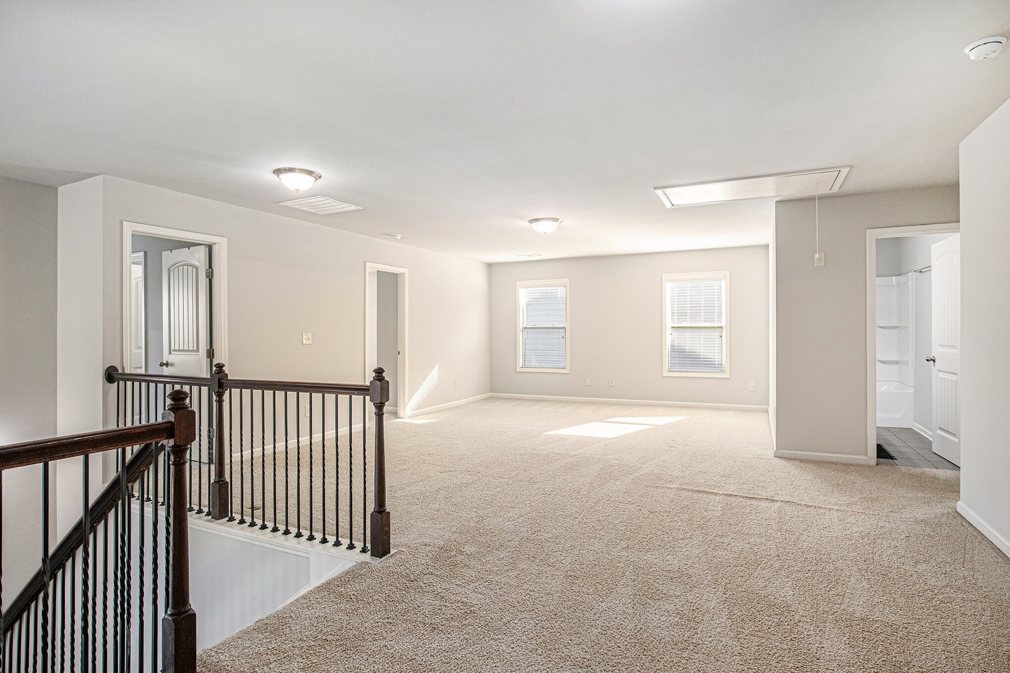 Building Photo - 4730 Sabino Bnd